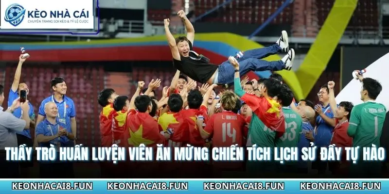 Tổng Hợp Bóng Đá Việt Nam Vô Địch Seagame Bao Nhiêu Lần 2 Thầy trò huấn luyện viên ăn mừng chiến tích lịch sử đầy tự hào